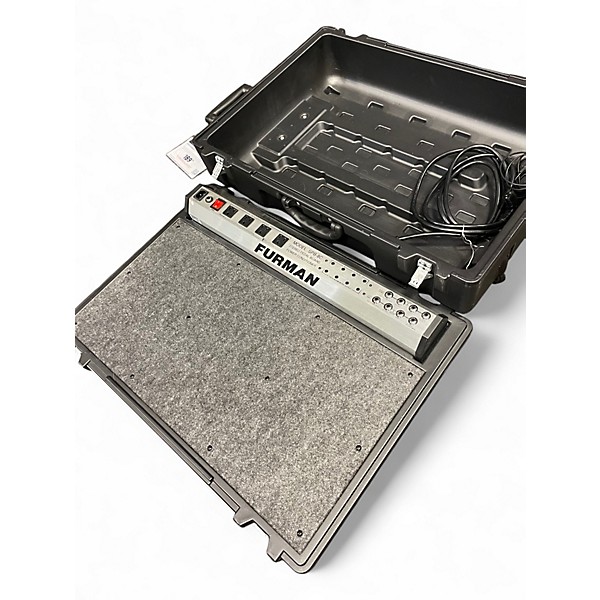 Used Furman SPB-8C Pedal Board