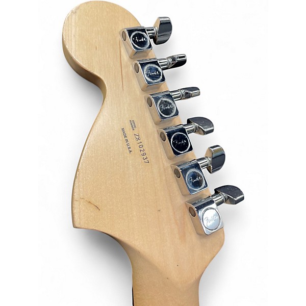 Used 2008 Fender Highway One Stratocaster HSS 3 Tone Sunburst Solid Body Electric Guitar