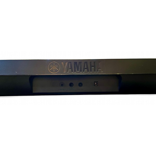 Used Yamaha PSRE273 Digital Piano