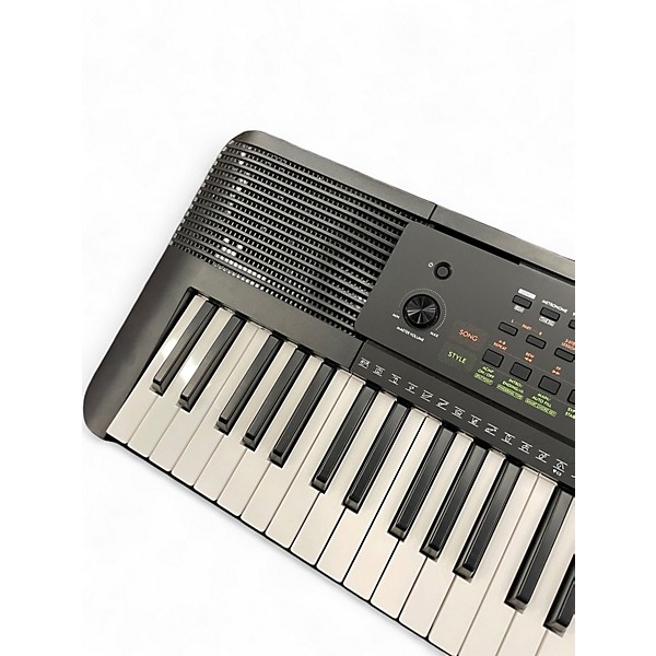 Used Yamaha PSR-283 Keyboard Workstation