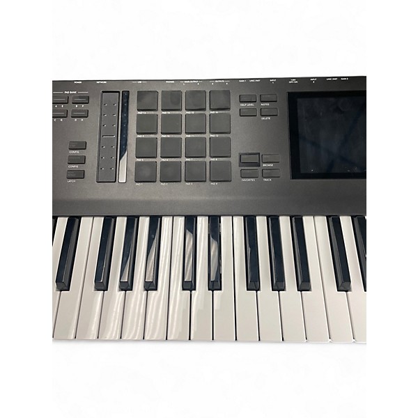 Used Akai Professional MPC Key 61 Keyboard Workstation