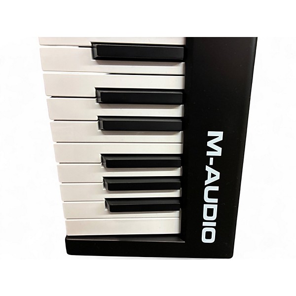 Used M-Audio keystation 88 mk3 MIDI Controller