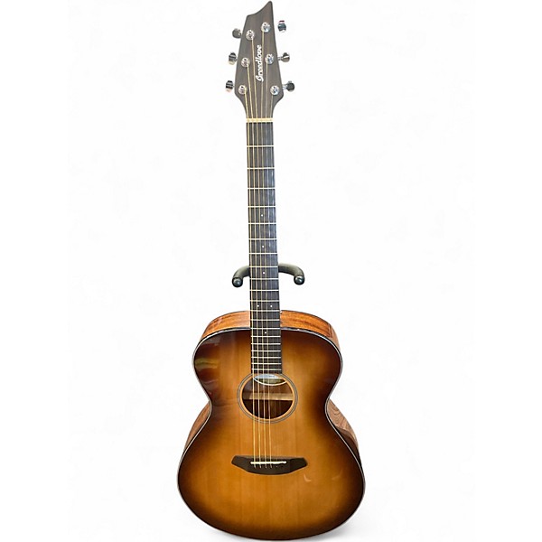 Used Breedlove Discovery Concert Sandburst Acoustic Guitar