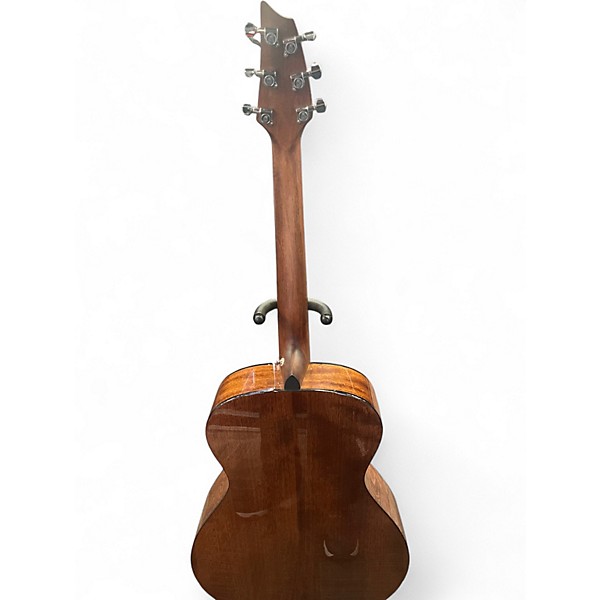 Used Breedlove Discovery Concert Sandburst Acoustic Guitar