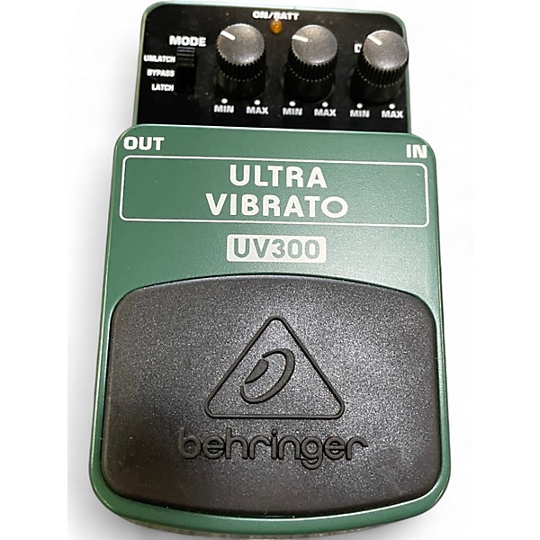 Used Behringer UV300 Ultra Vibrato Effect Pedal