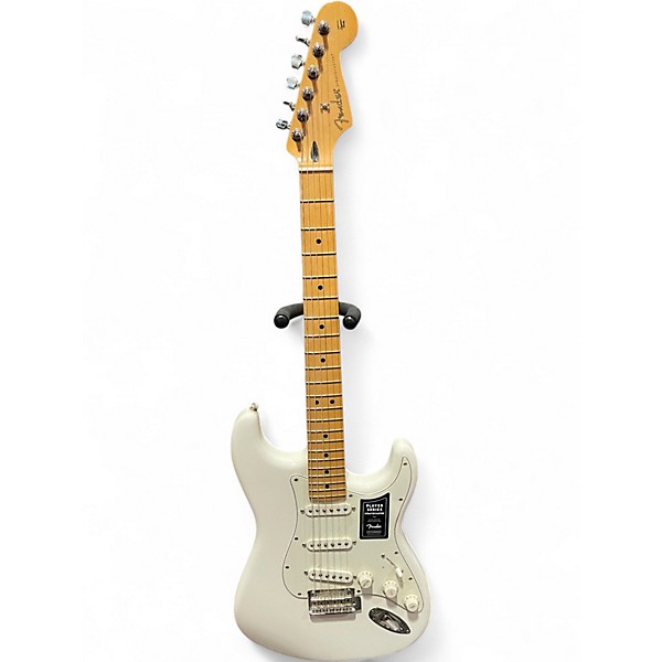 Used Fender Player Stratocaster Pearl White Solid Body Electric Guitar