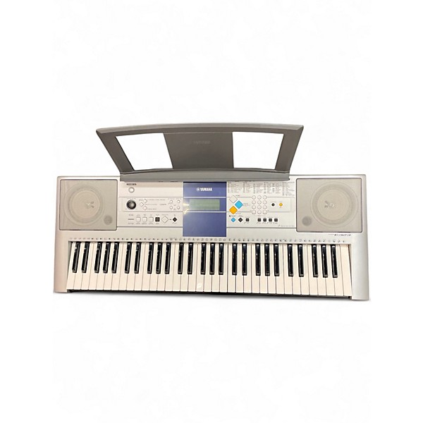 Used Yamaha PSRE323 61 Key Portable Keyboard | Guitar Center
