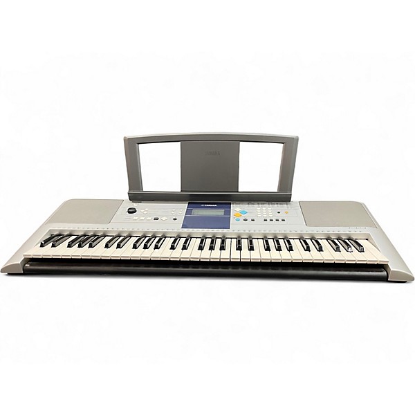 Used Yamaha PSRE323 61 Key Portable Keyboard | Guitar Center