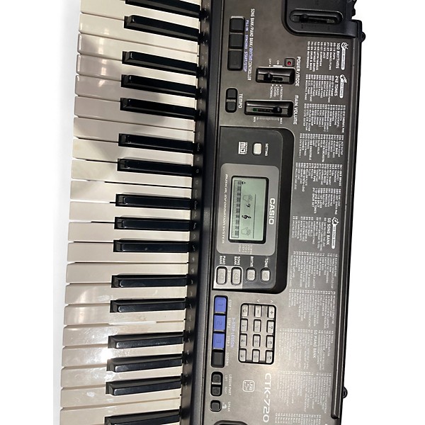 Used Casio CTK720 61-Key Portable Keyboard