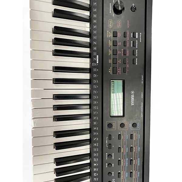 Used Yamaha PSR-E273 Portable Keyboard