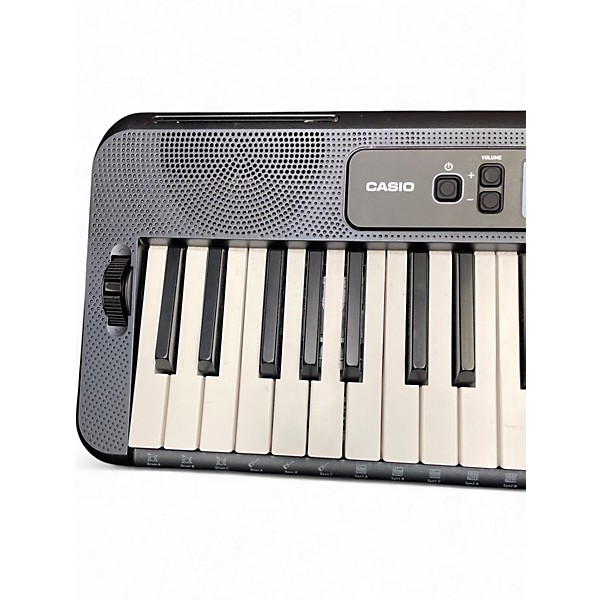 Used Casio Ct-s300 Portable Keyboard