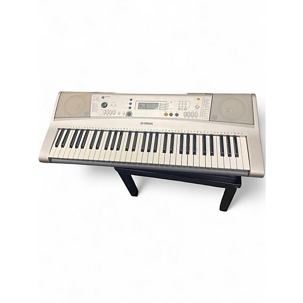 Used Yamaha E313 Portable Keyboard