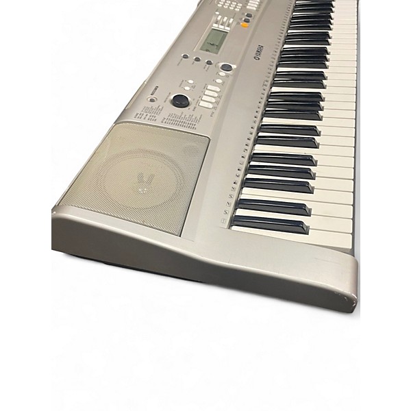 Used Yamaha E313 Portable Keyboard