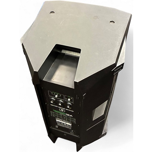 Used Mackie thump 12a Powered Speaker
