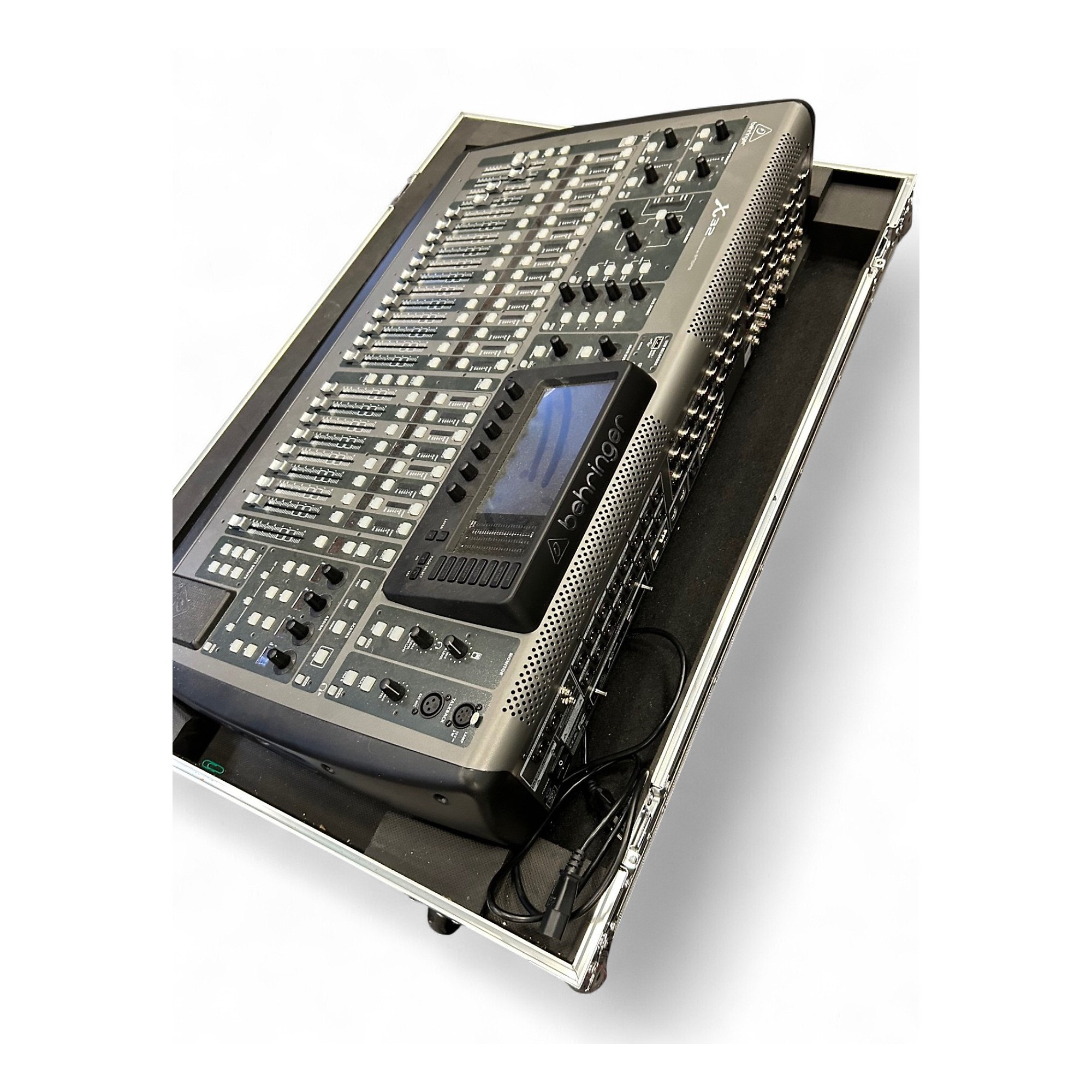 Used Behringer X32 Core Digital Mixer | Guitar Center