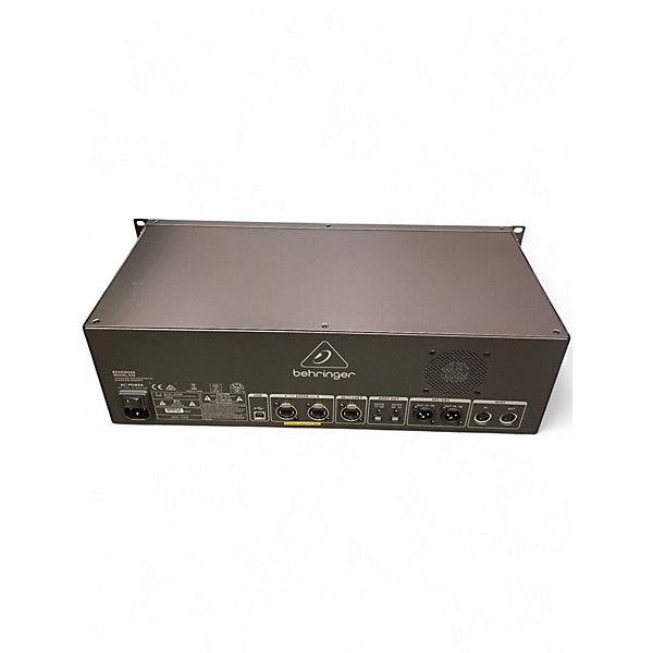 Used Behringer S32 Mixer