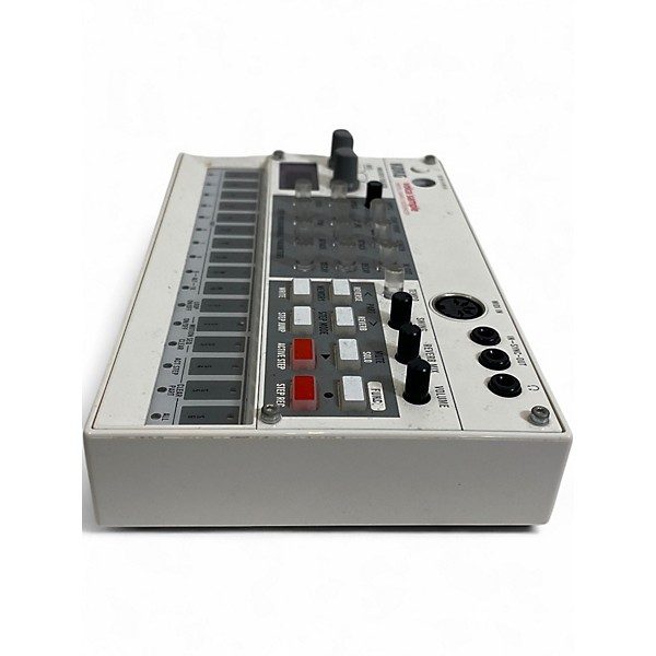Used KORG VOLCA SAMPLE Synthesizer