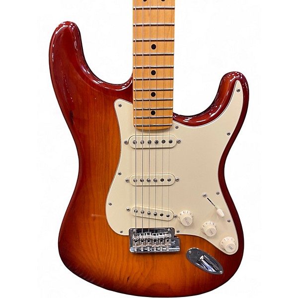 Used Fender American Professional II Stratocaster Sienna Sunburst Solid Body Electric Guitar