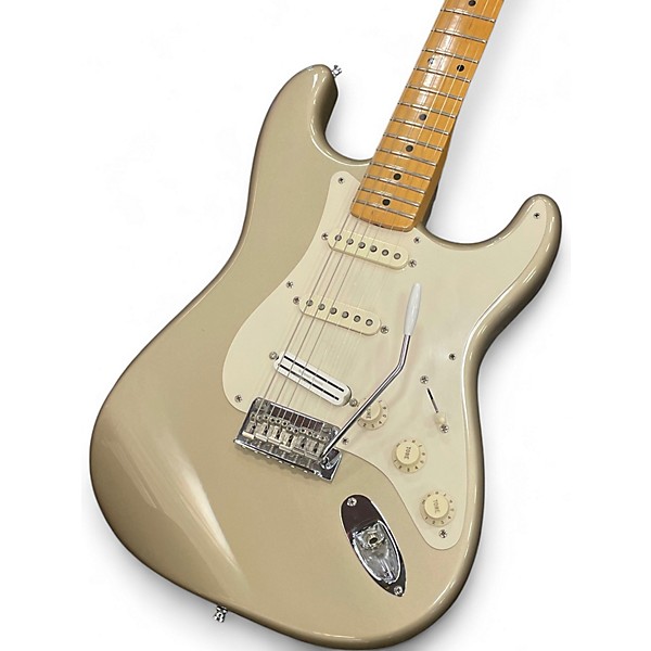 Used 2007 Fender Classic Player '50s Stratocaster Shoreline Gold Solid Body Electric Guitar