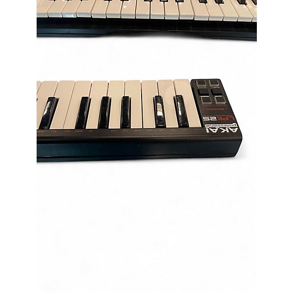 Used Akai Professional LPK25 MIDI Controller