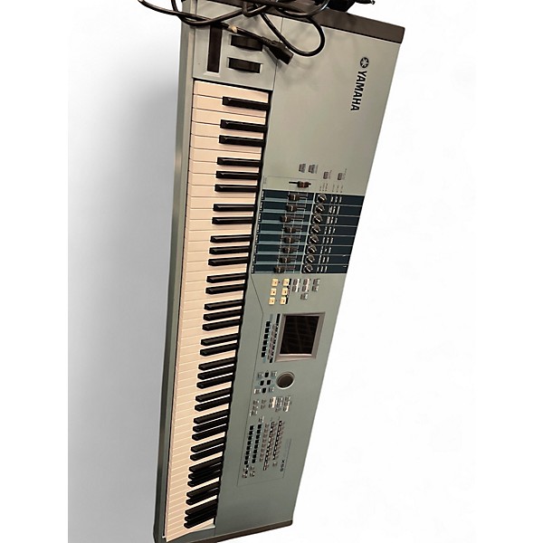 Used 2007 Yamaha Motif XS8 88 Key Keyboard Workstation