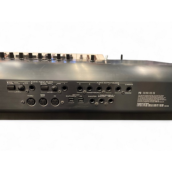 Used KORG Kronos X88 88 Key Keyboard Workstation