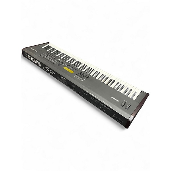 Used Yamaha S90 Keyboard Workstation
