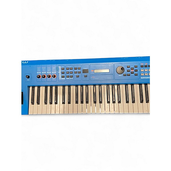 Used Yamaha MX61 61 Key Keyboard Workstation