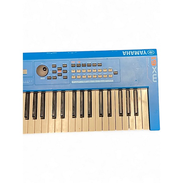Used Yamaha MX61 61 Key Keyboard Workstation