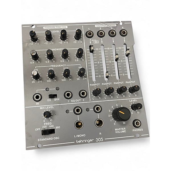 Used Behringer 305 Equalizer