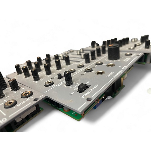 Used Behringer 305 Equalizer