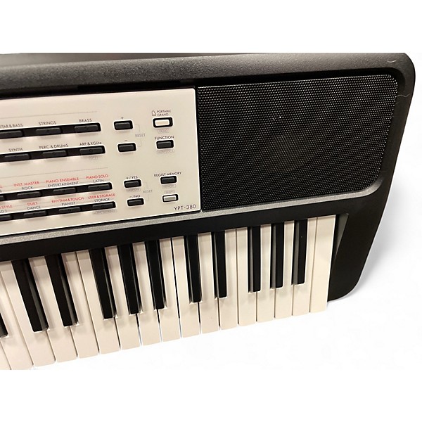 Used Yamaha YPT380 Keyboard Workstation