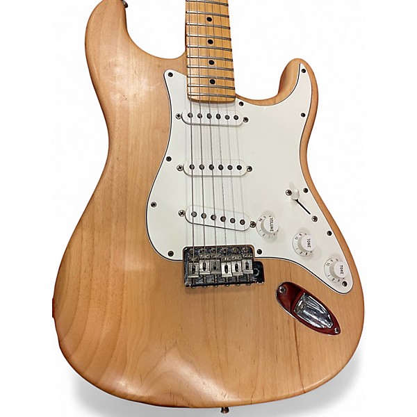 Used Fender Highway One Stratocaster Natural Solid Body Electric Guitar