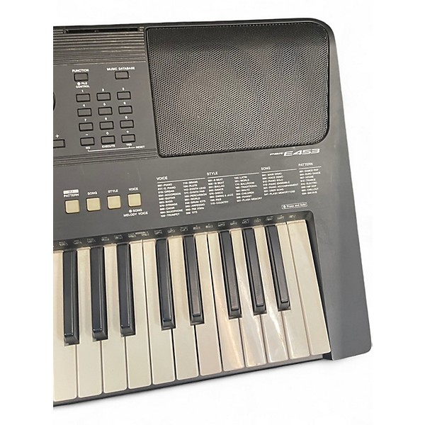 Used Yamaha PSRE453 61 Key Portable Keyboard