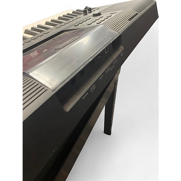 Used Yamaha PSRE453 61 Key Portable Keyboard