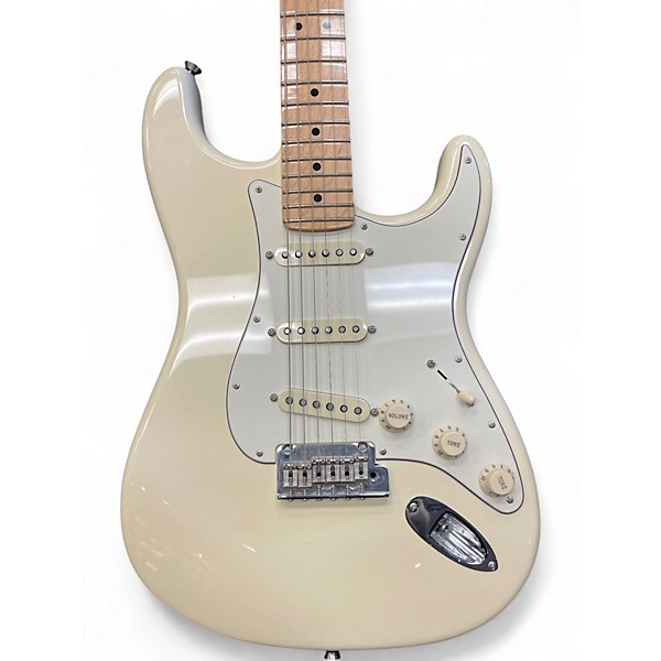 Used Fender American Professional Stratocaster SSS Olympic White Solid Body Electric Guitar