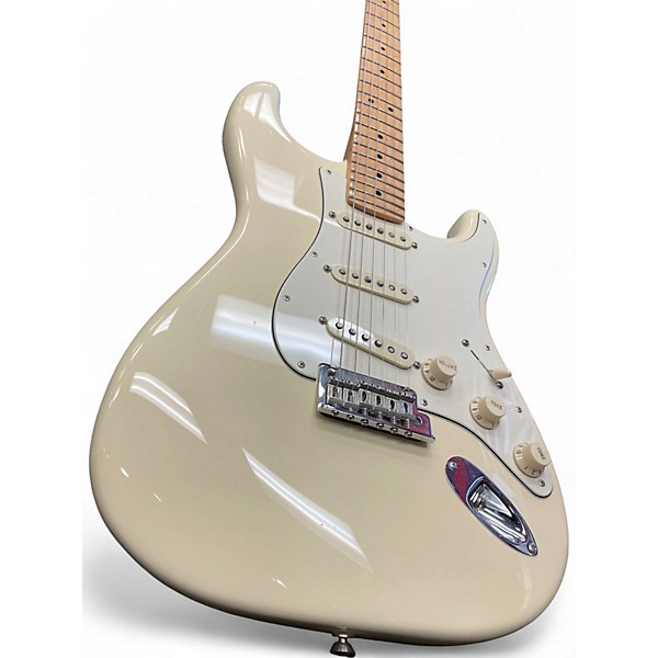 Used Fender American Professional Stratocaster SSS Olympic White Solid Body Electric Guitar