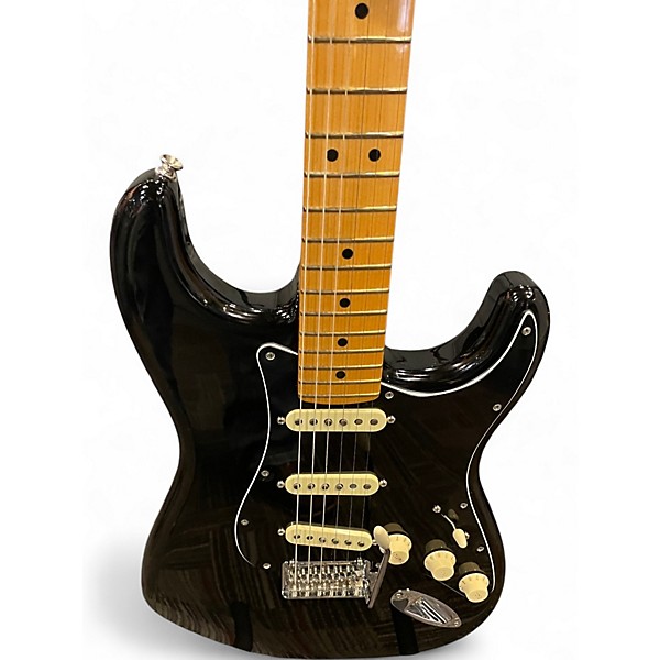 Used Fender PLAYER II STRATOASTER Black Solid Body Electric Guitar