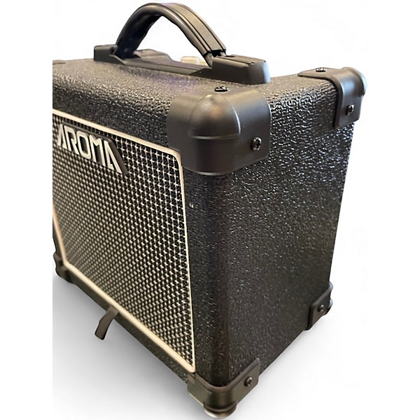 Used Aroma AG-10S Battery Powered Amp