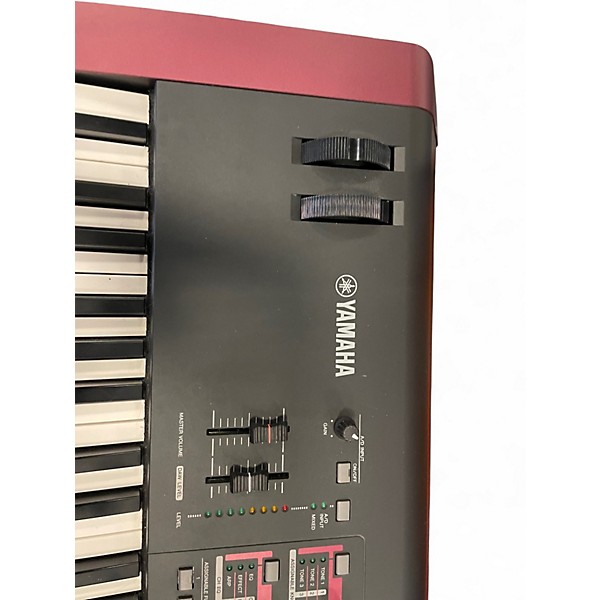 Used Yamaha MOXF8 88 Key Keyboard Workstation