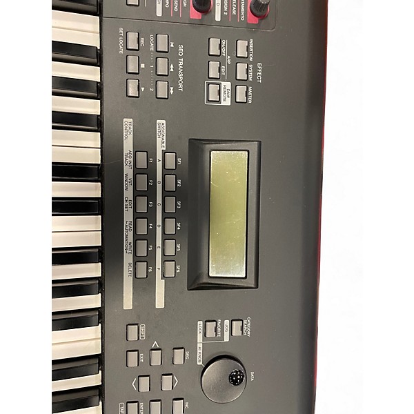 Used Yamaha MOXF8 88 Key Keyboard Workstation