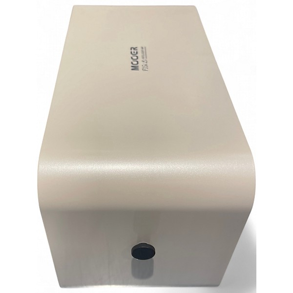 Used Mooer F15i Battery Powered Amp