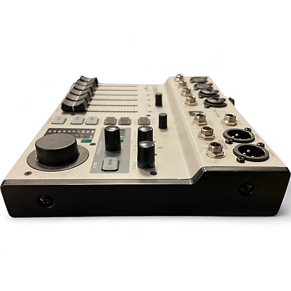 Used Behringer Flow 8 Digital Mixer