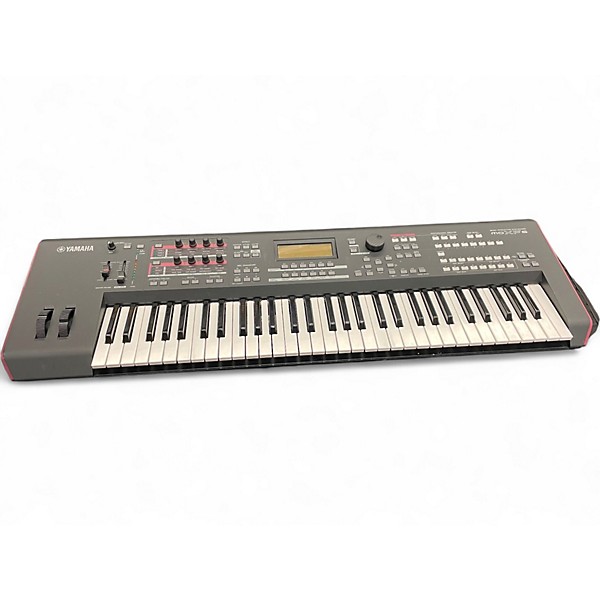 Used Yamaha MOXF6 61 Key Keyboard Workstation