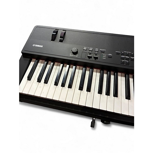 Used Yamaha CP 40 Stage Piano