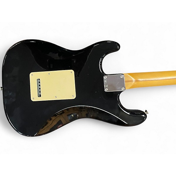 Used 2006 Fender Stratocaster Black Solid Body Electric Guitar