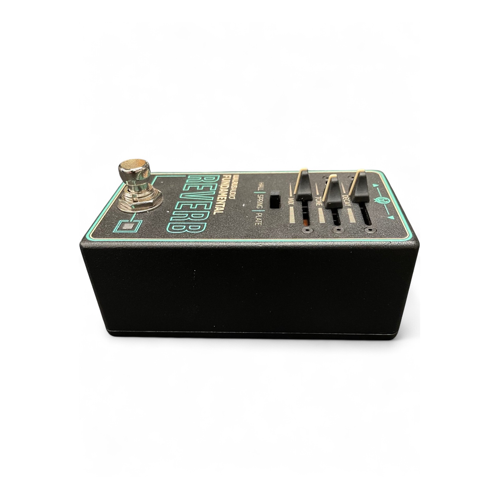 Used Walrus Audio FUNDAMENTAL REVERB Effect Pedal | Guitar Center