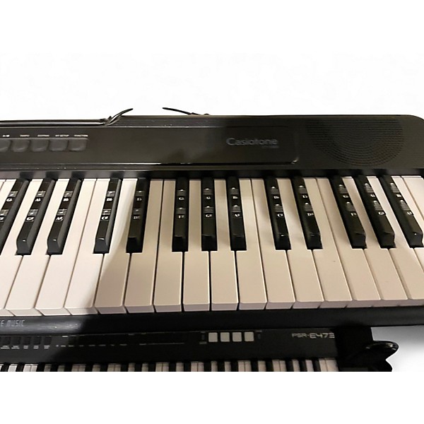 Used Casio Casiotone CT-S300 Portable Keyboard