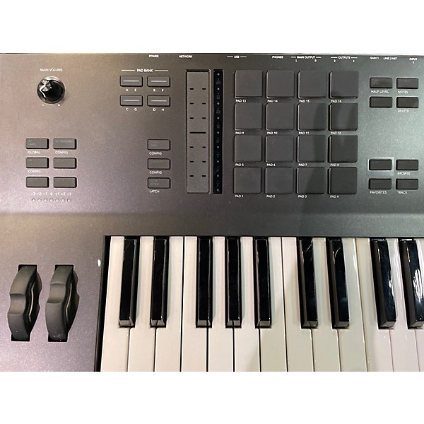 Used Akai Professional MPC Key 61 Keyboard Workstation