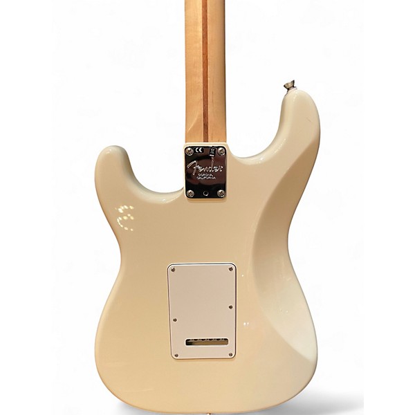 Used 2019 Fender American Professional Stratocaster SSS White Solid Body Electric Guitar